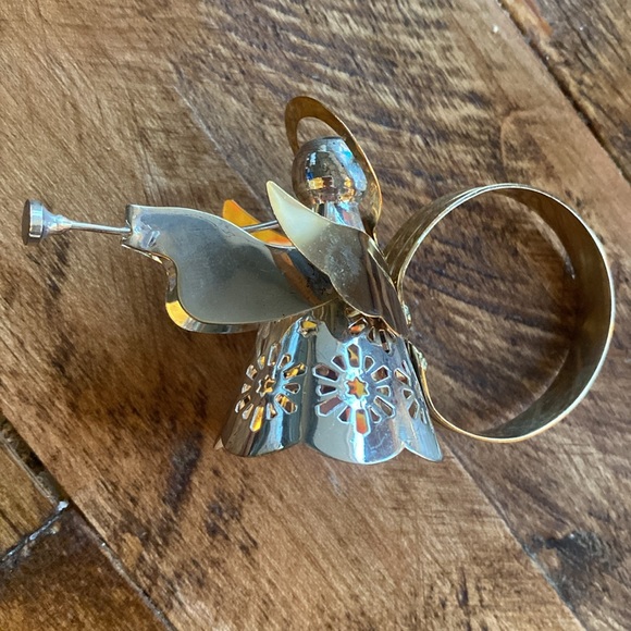 KENNEDY CENTER 4 X ANGEL NAPKIN RINGS HOLIDAYS NEW - Picture 3 of 7